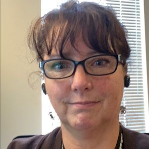 Meet your Posher, Michele